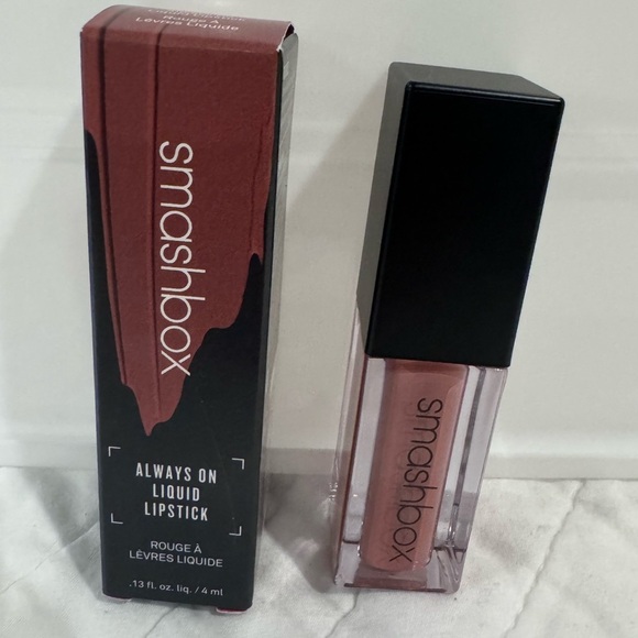 Smashbox Always on Liquid Lipstick in Yes Honey - Picture 1 of 3